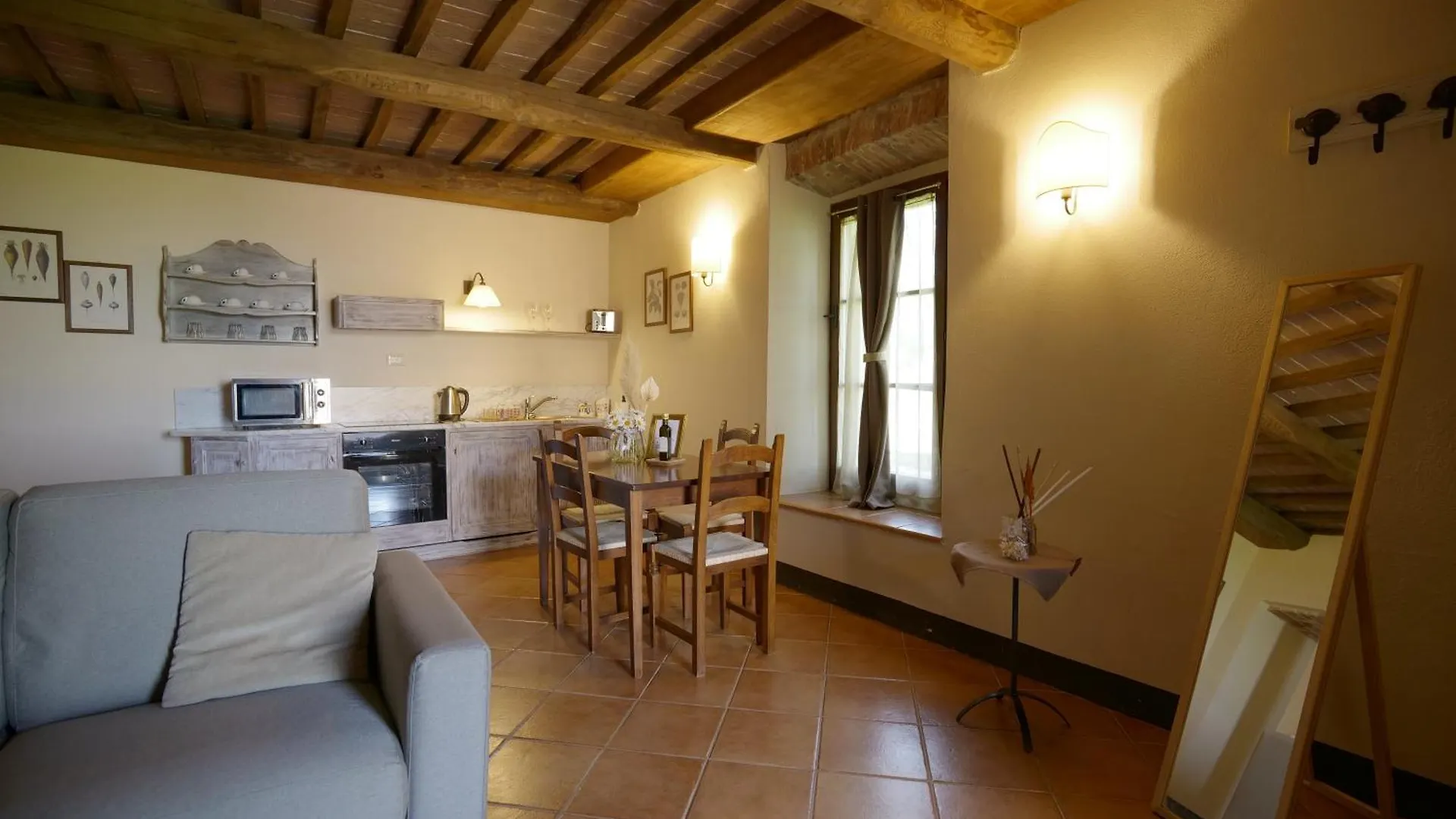 Villa Borgo dé Brandi Monteriggioni Italia