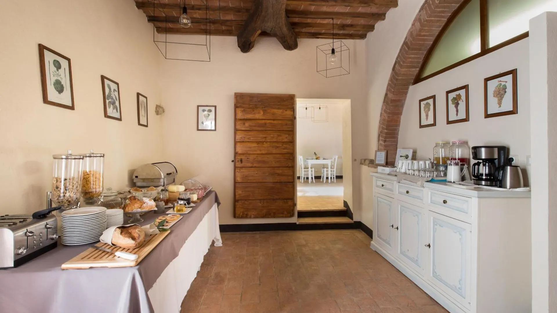 Villa Borgo dé Brandi à Monteriggioni 0*,